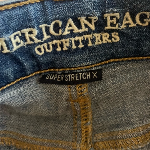 Medium&dark wash American Eagle jean shorts - Picture 3 of 4